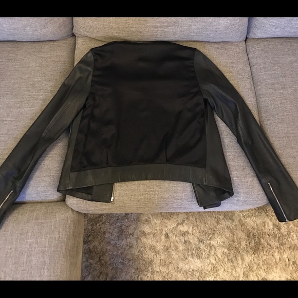 J BRAND 100% Genuine Black Leather Jacket - Picture 2 of 2